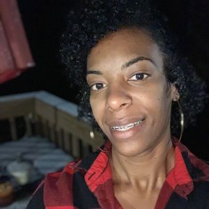 Meet your Posher, Nichole